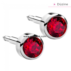 White Ruby Kulak Delme Küpesi - Nina Medikal