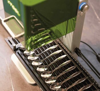 xTool F1 Ultra 20W Fiber & Diode Dual Laser Engraver - 4